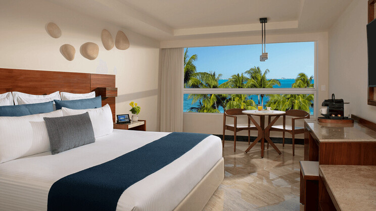 Dreams Sands Cancun Resort & Spa